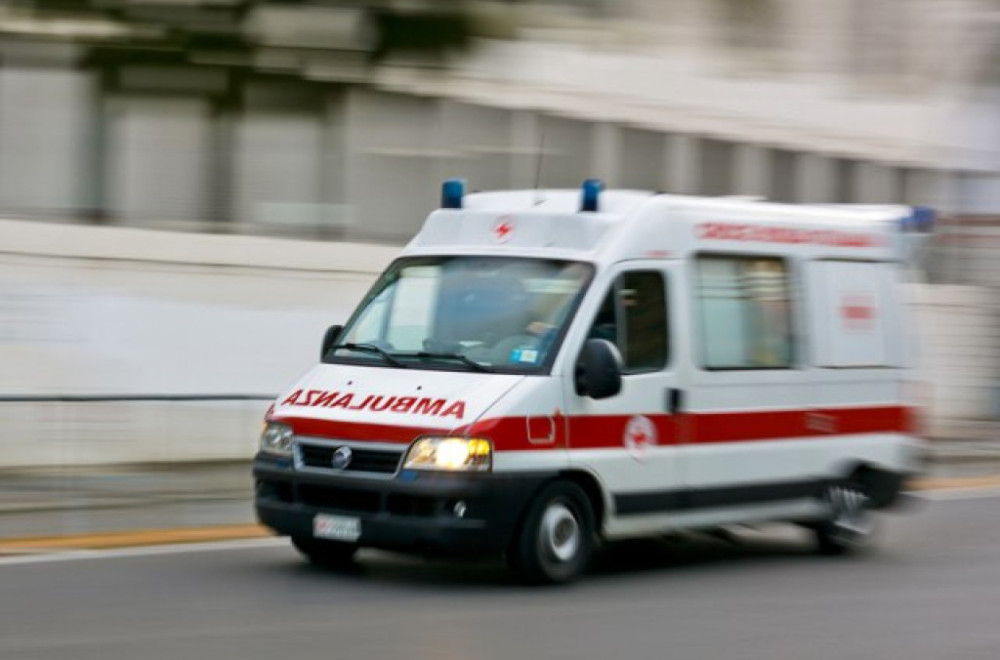 Dve saobraćajne nezgode u Beogradu tokom noći, dve osobe lakše povređene