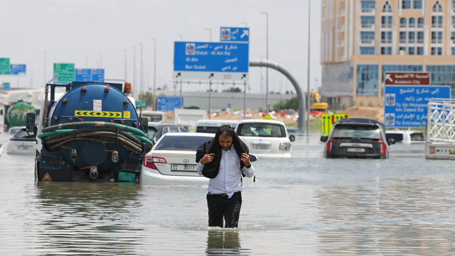 Dubai airport runway submerged in flash floods